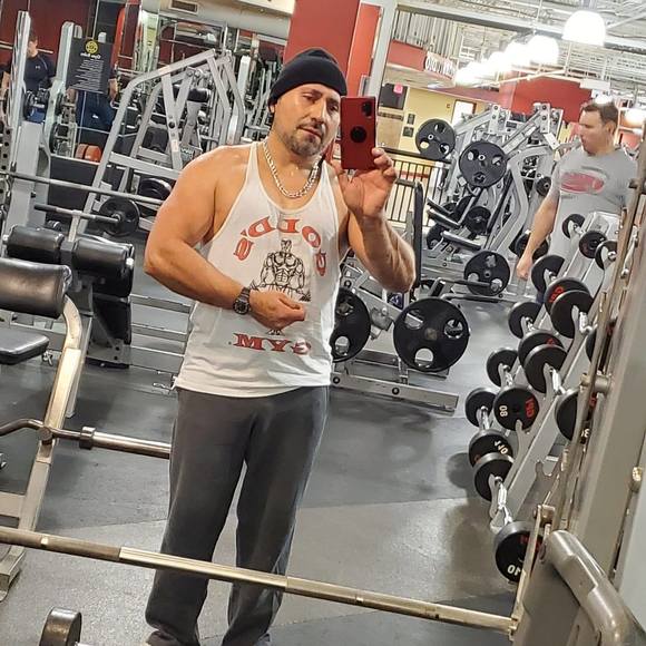 Meet your Posher, Alex - Picture 1 of 1